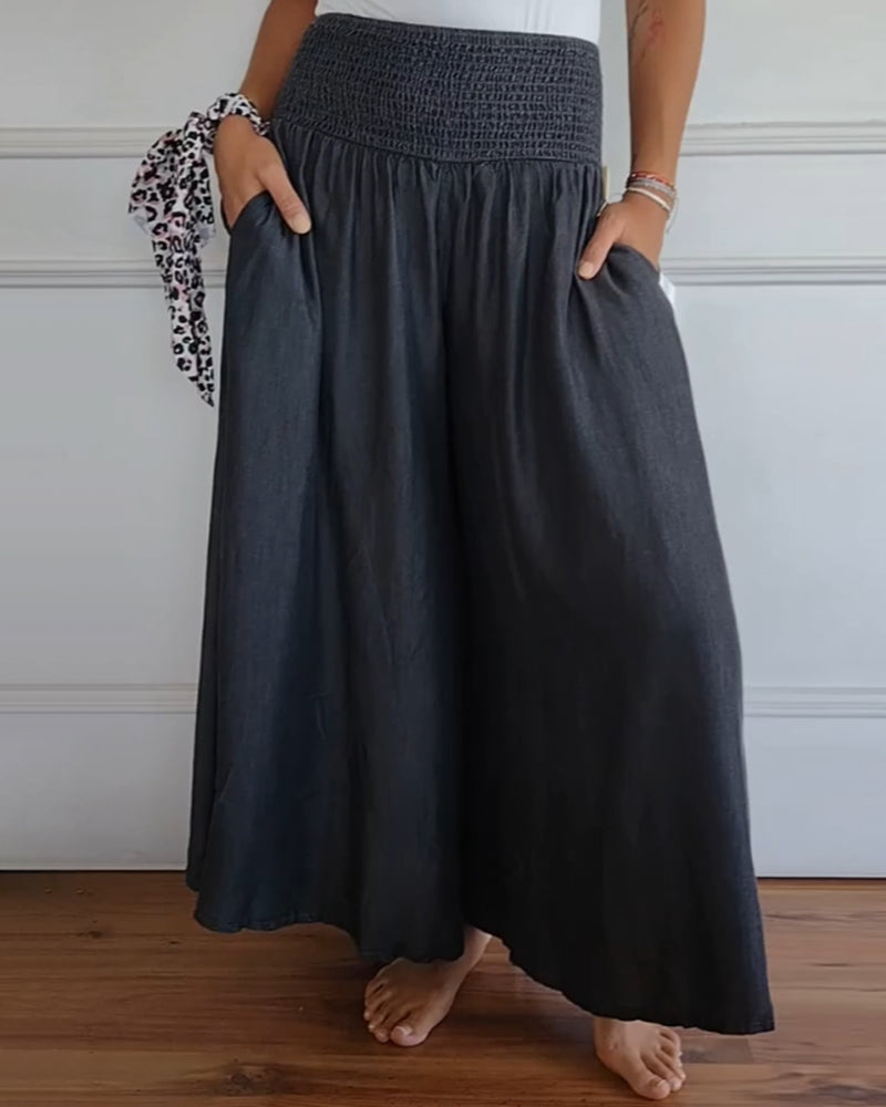 Wide-leg women's trousers with elasticated waistband