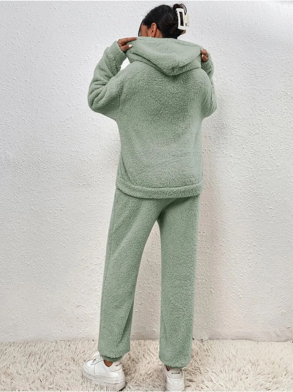 Cozy set with hood for women