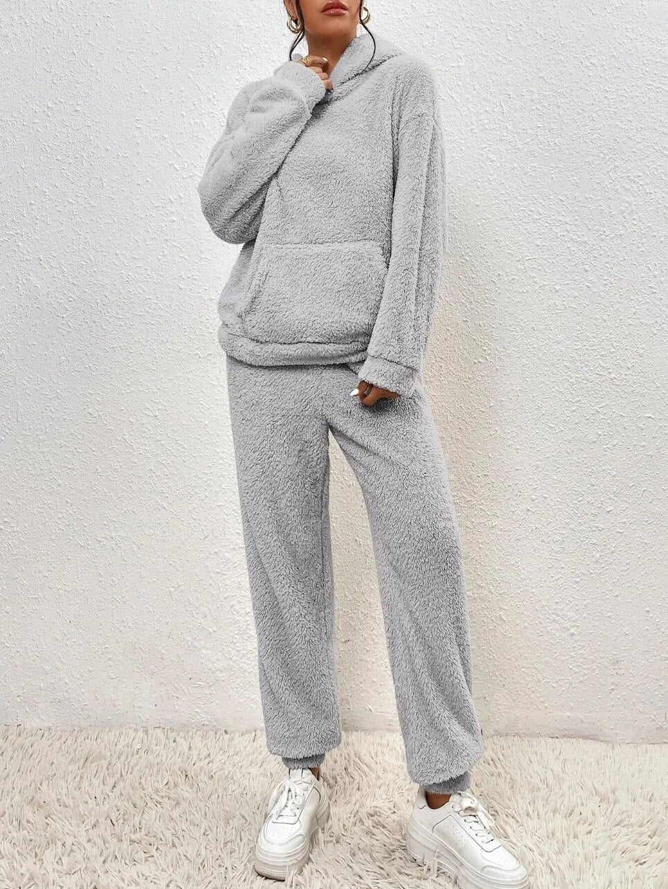 Cozy set with hood for women