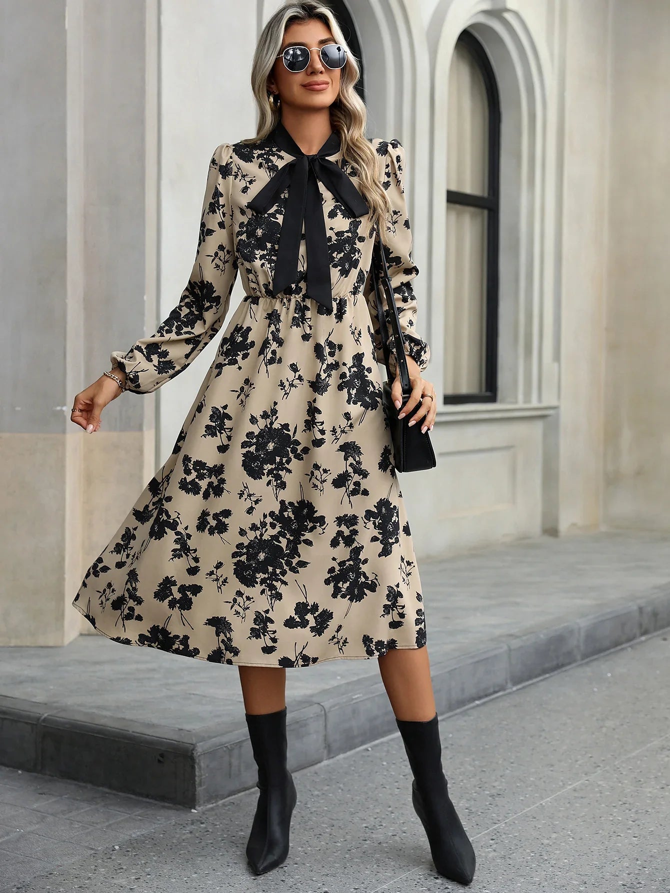 Paris - Bow-Tie Print Dress