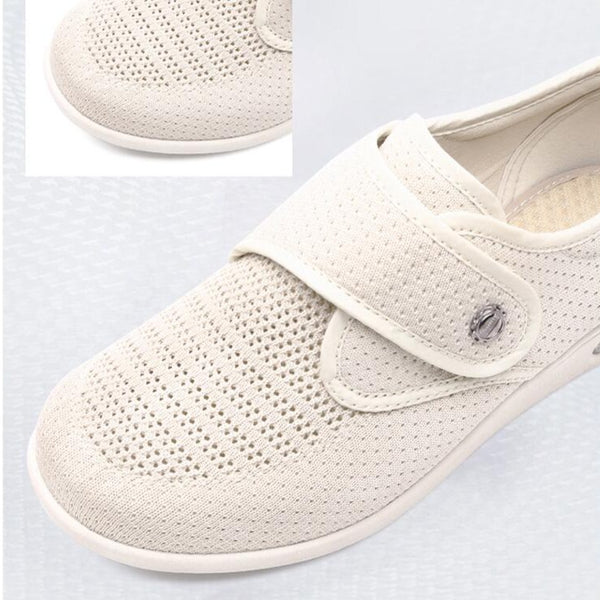 Comfortable wide women's shoes