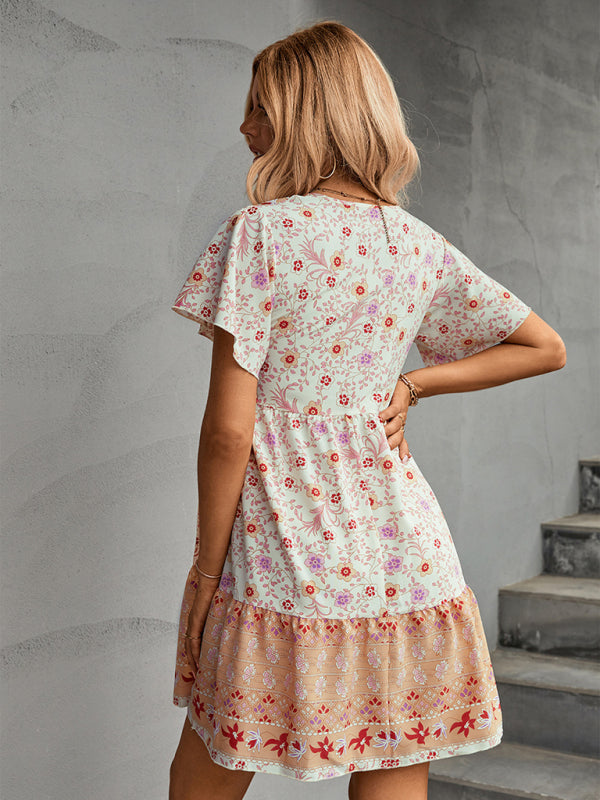 Bohemian Floral Print Dress with Button-Down Detail