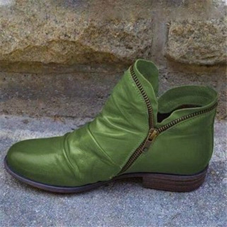 Women's leather boots with zipper